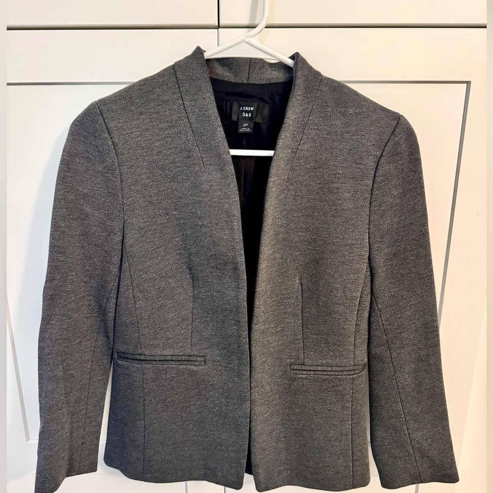 Versatile J. Crew gray blazer in size 2P, worn only once.